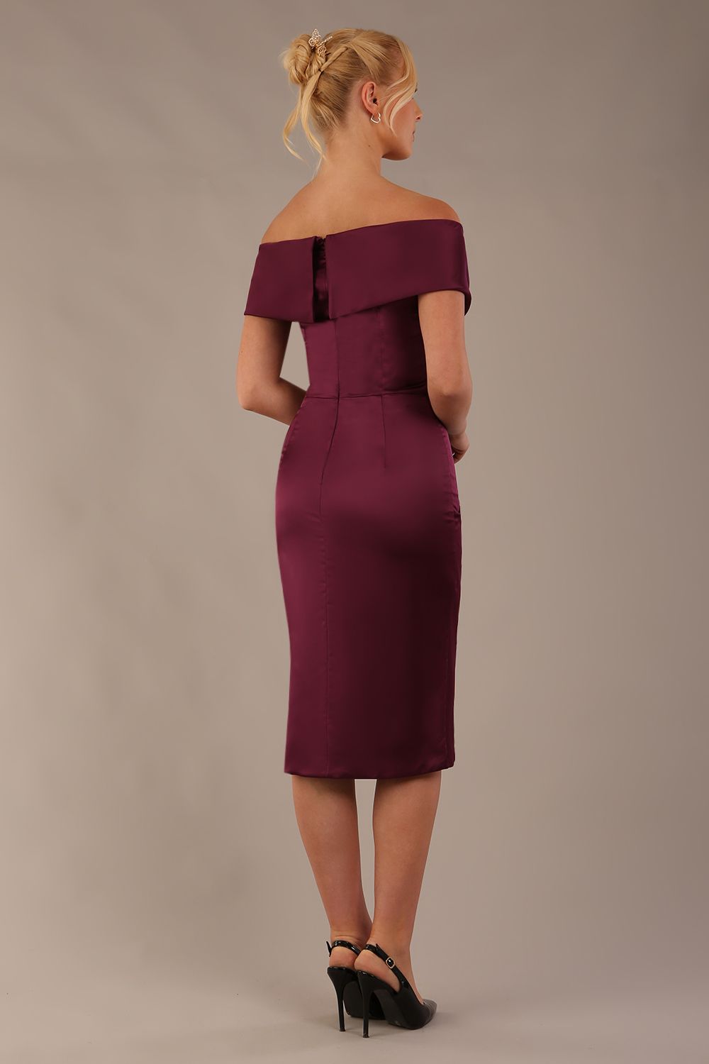 model is wearing diva catwalk casa blanca satin burgundy pencil dress off shoulder design front (Burgundy)