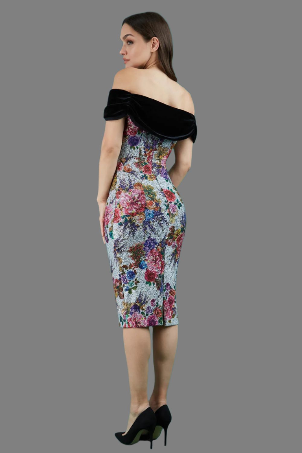 model wearing diva catwalk verdana matilda jaquard pencil-skirt fitted dress print and black velvet bardot neckline sleeveless and knee length (Sliver)