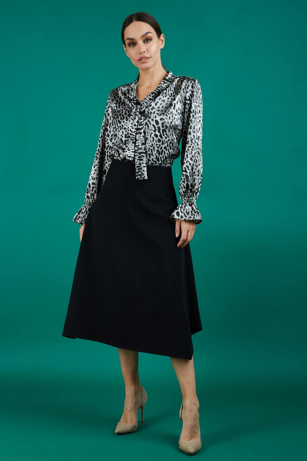 divacatwalk ricky long sleeve animal printed top with a loose tie detail at the front in silver leopard print 