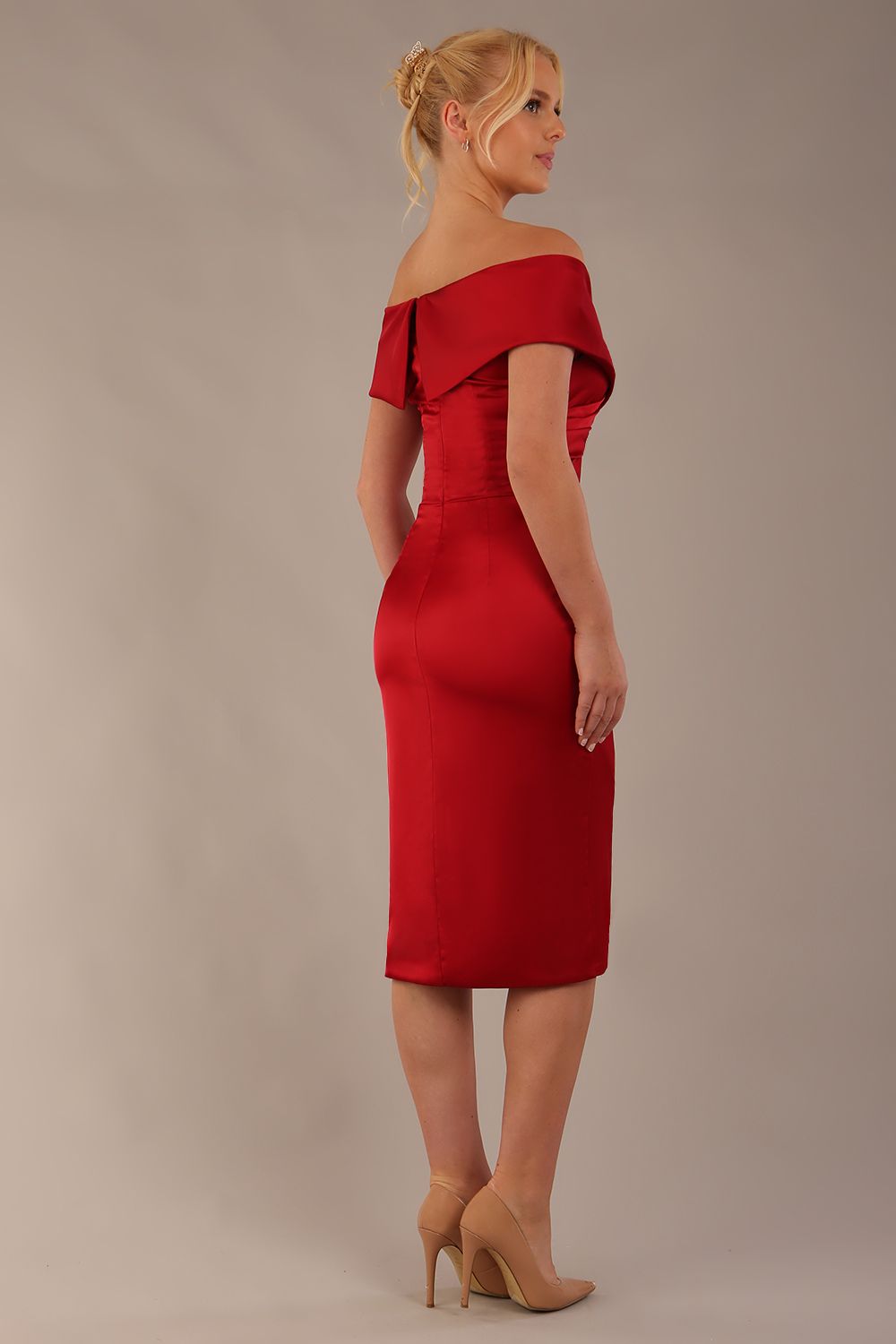 model is wearing diva catwalk casa blanca satin Haute Red pencil dress off shoulder design front close-up (Haute Red)