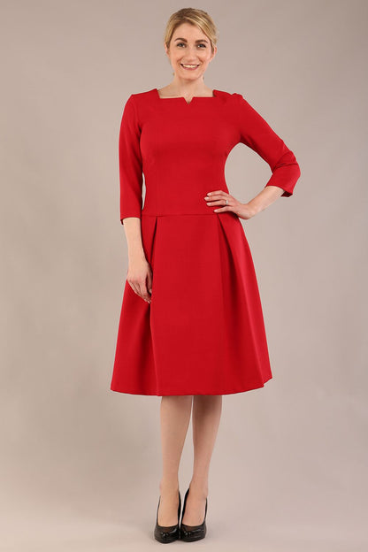 model is wearing a diva catwalk Cordelia Square Neck Pleated Midi A-line Dress with 3/4 sleeve in dark red colour front