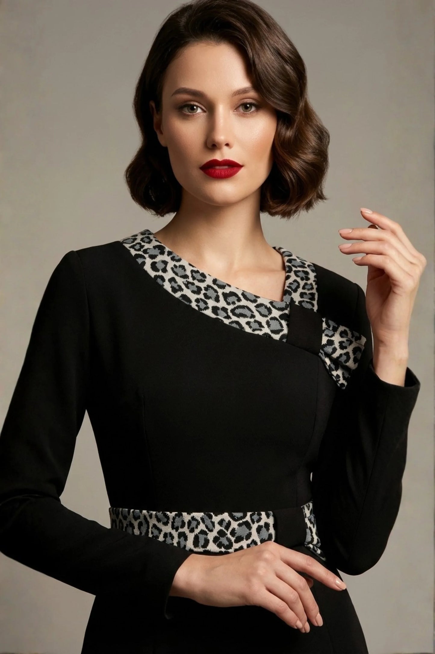 Hettie Vintage Contrast Leopard Print Pencil Dress