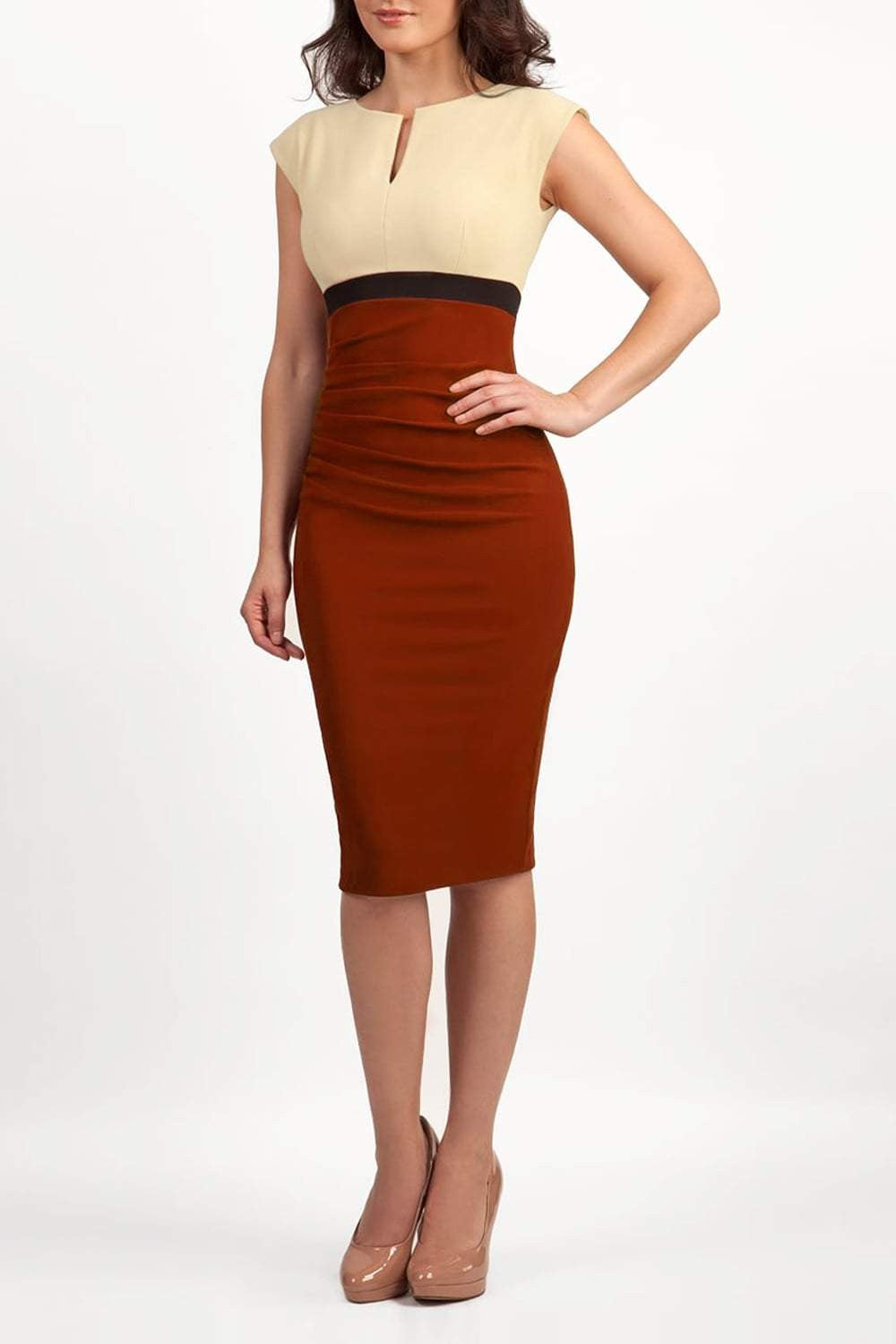(Terracotta Brown, Vanilla Cream & Black)