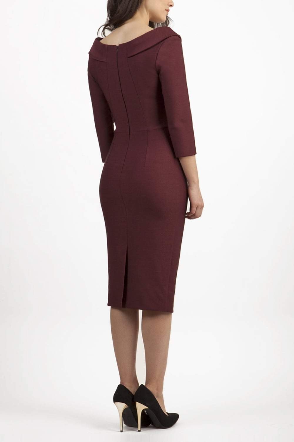 model wearing a divacatwalk Seed Spotlight Round Collar Dress 3/4 sleeve knee length in port royale colour